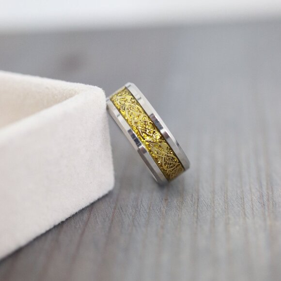 Mens Ring 8mm 2-Tone Silver/Yellow Fashion Ring Stainless Steel Wedding Band - Picture 2 of 3